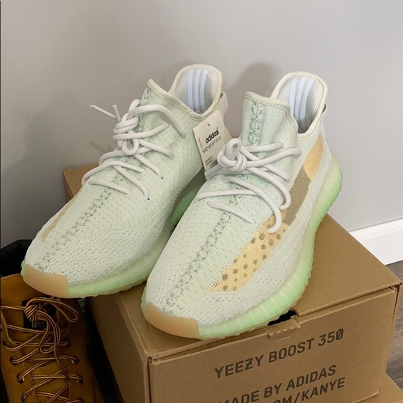 adidas gazelle silver green womens Adidas Yeezy Boost 350 V2 Sneakers